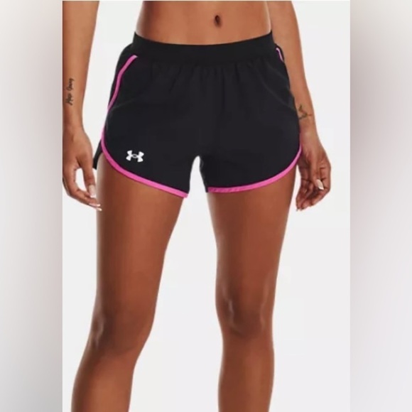 Under Armour Women’s gym shorts, size M - Picture 2 of 5